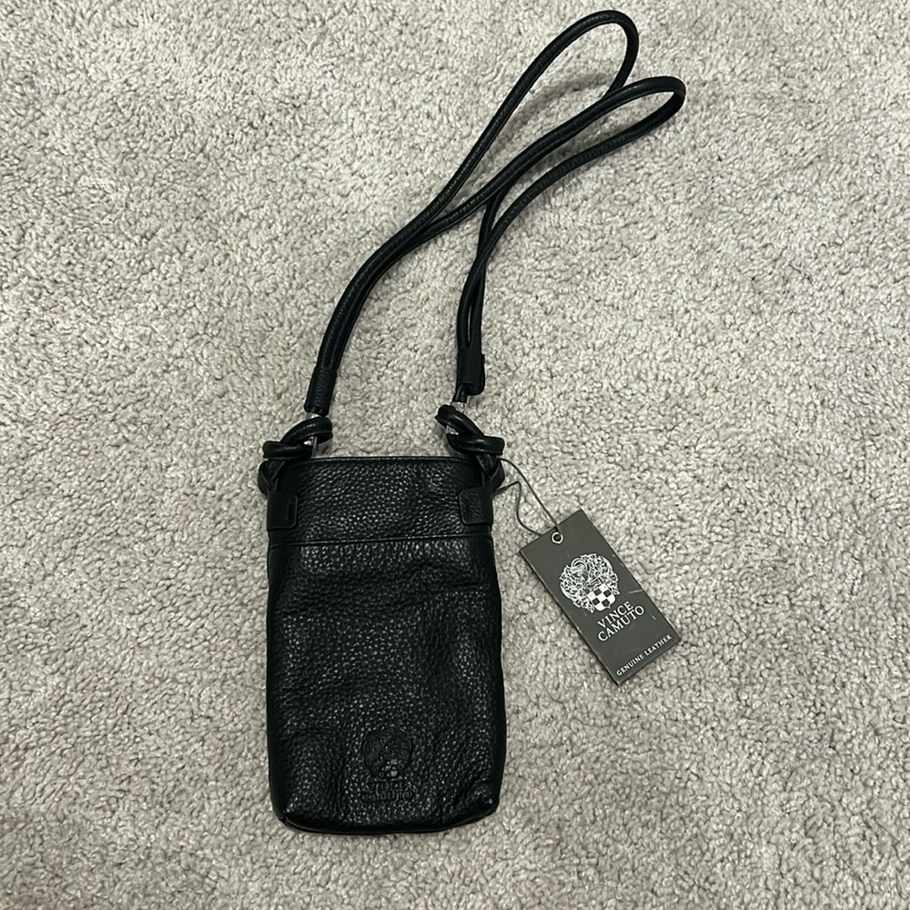 NWT- VINCE CAMUTO Leather Crossbody Purse